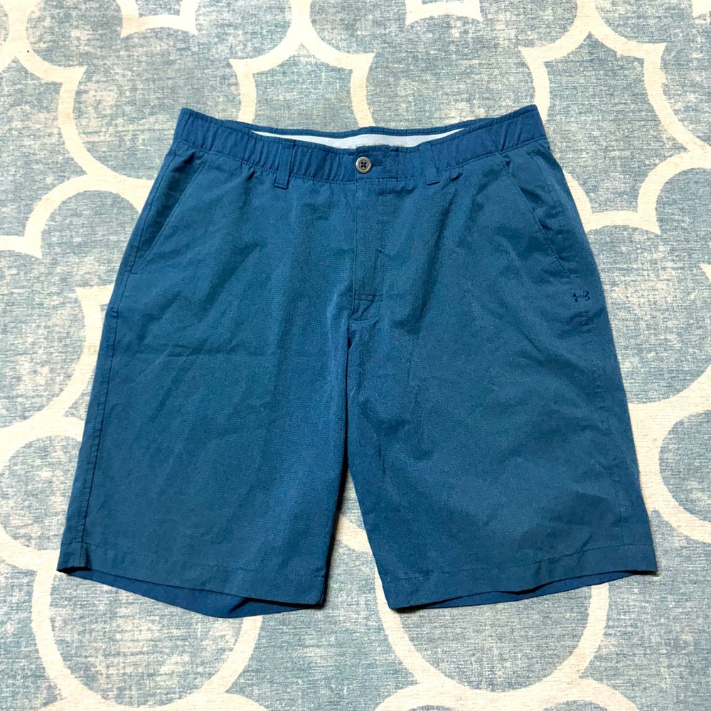 Under Armour golf shorts